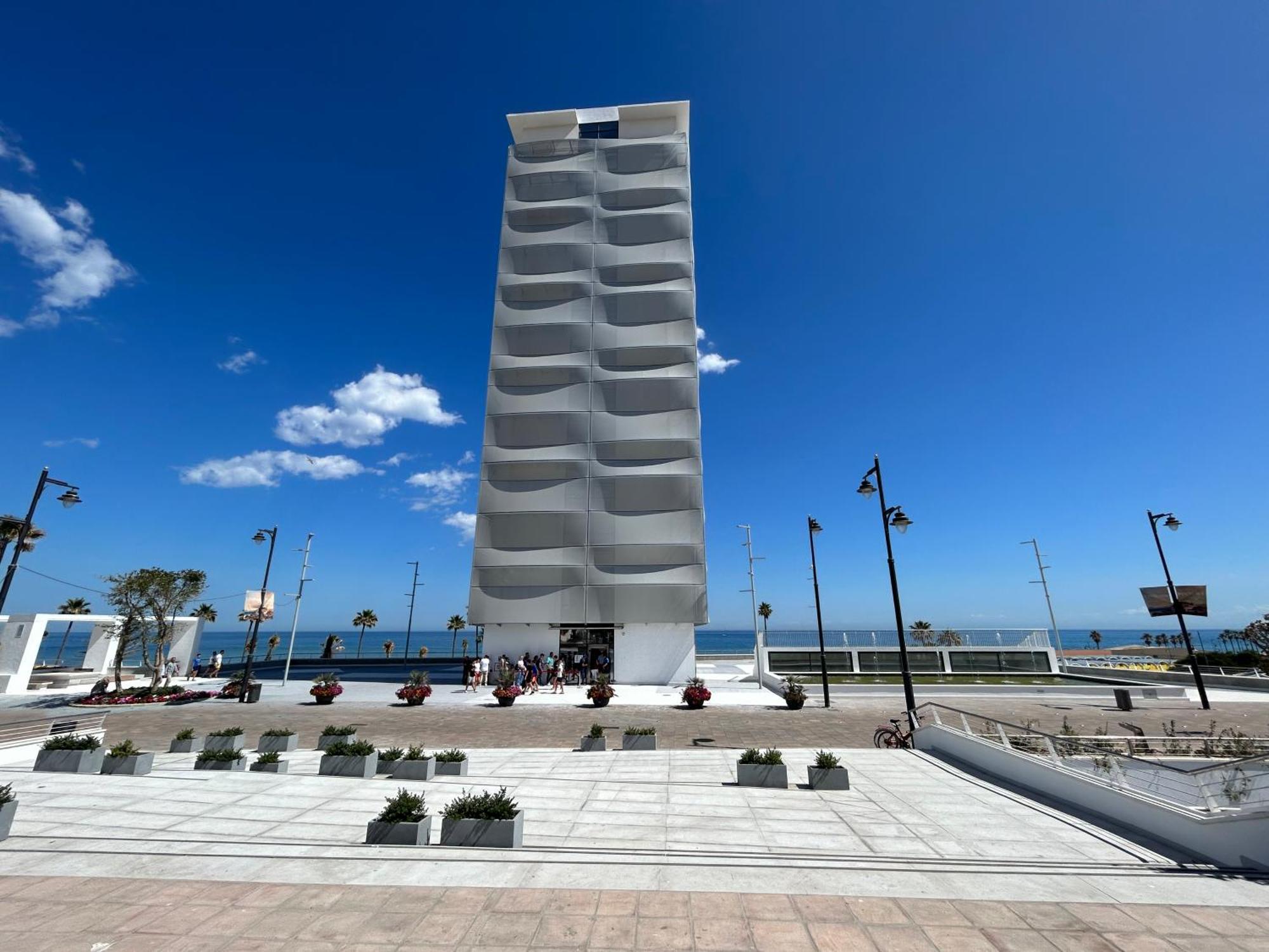 Townhouse With Arabic Pool And Close To The In Vakantiehuis Estepona