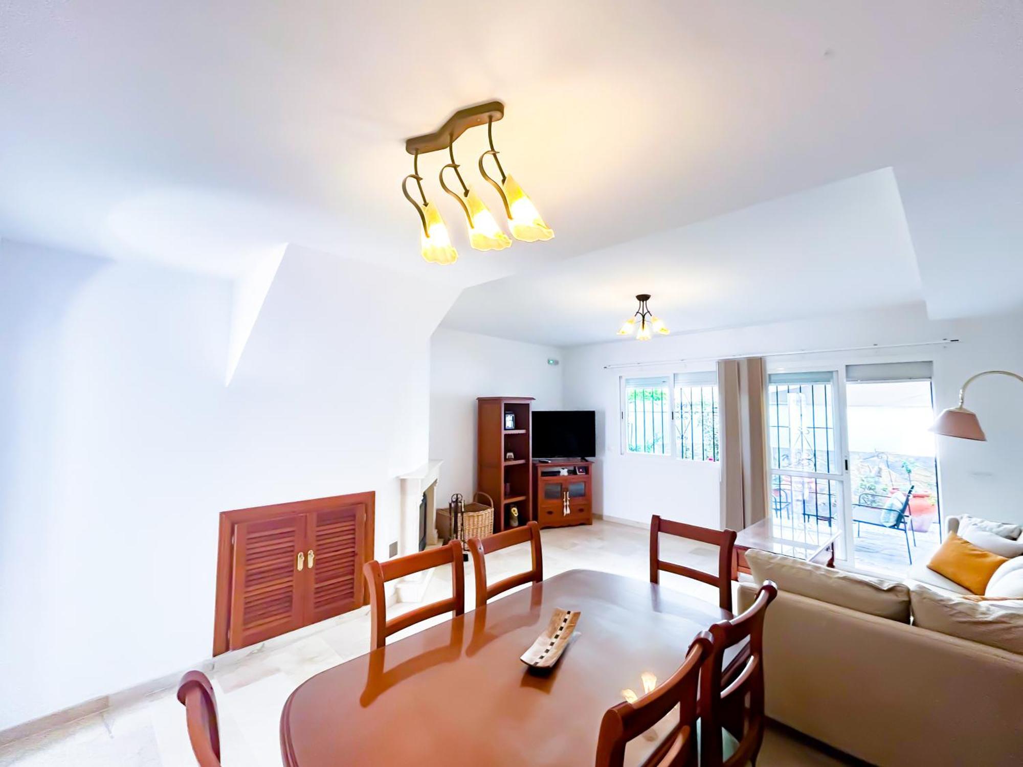 Vakantiehuis Townhouse With Arabic Pool And Close To The In