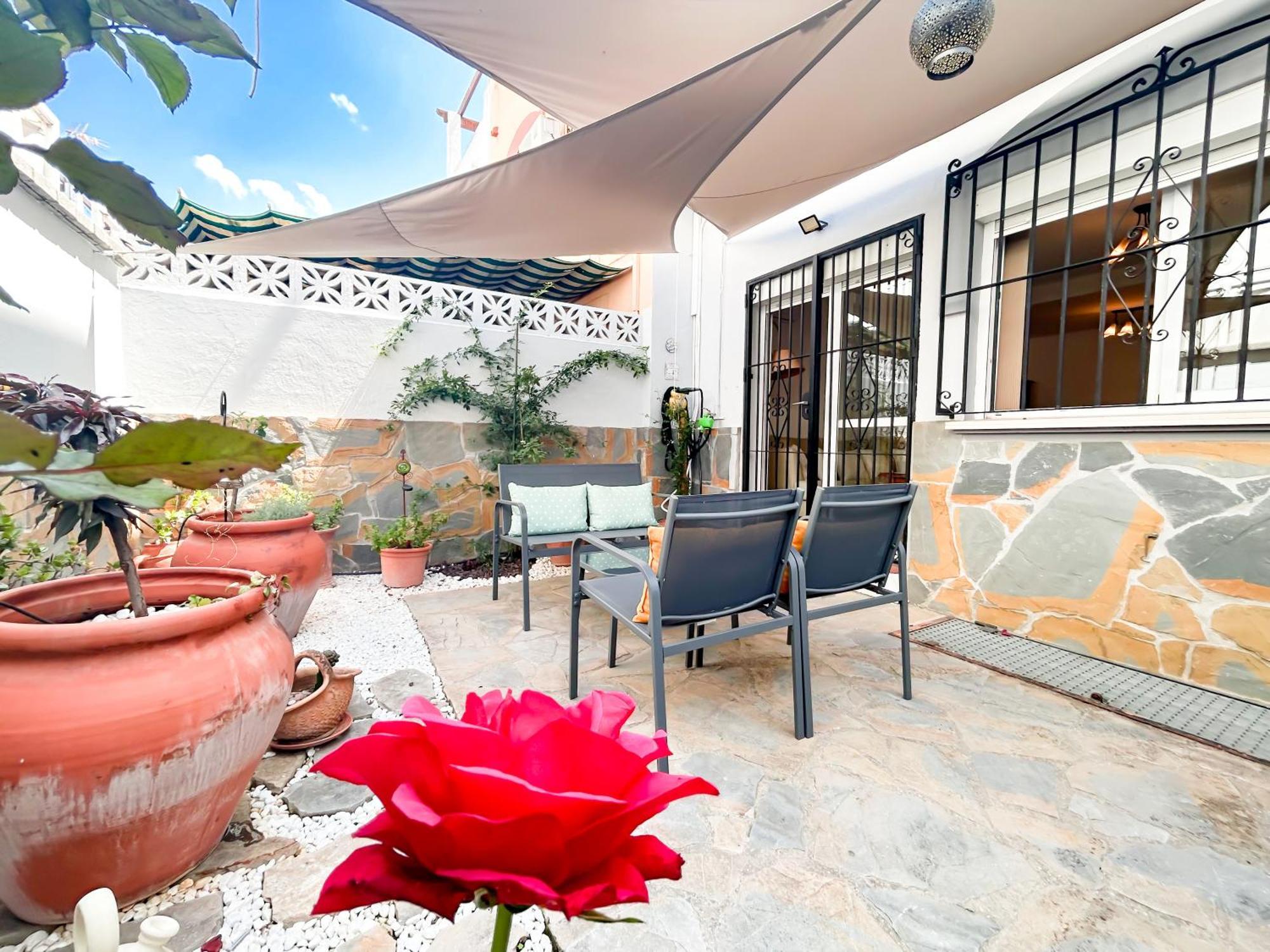 Townhouse With Arabic Pool And Close To The In Vakantiehuis