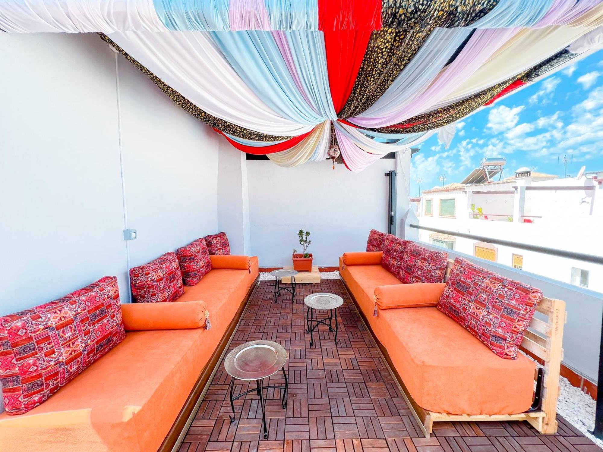 Townhouse With Arabic Pool And Close To The In *