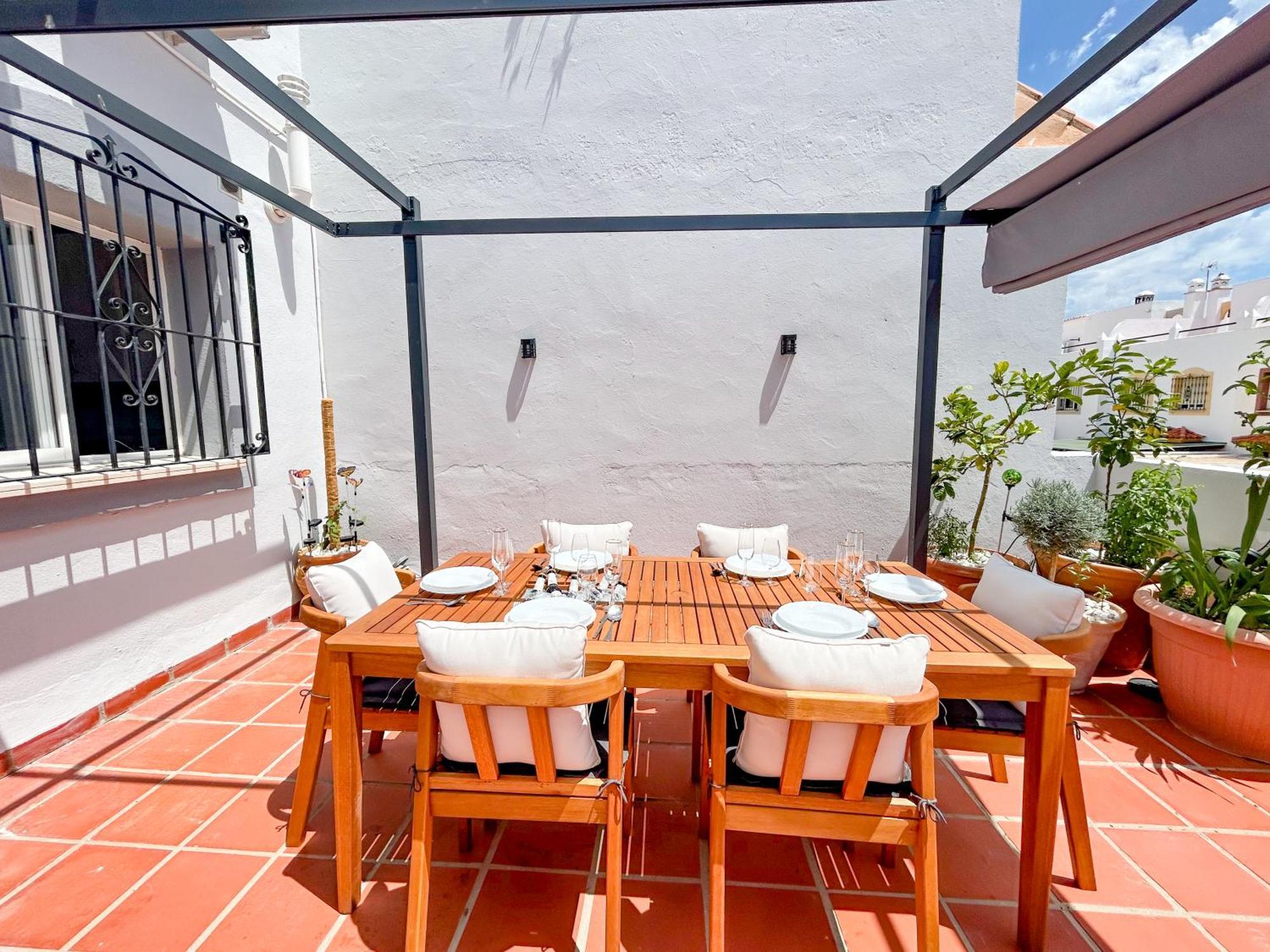 Townhouse With Arabic Pool And Close To The In Vakantiehuis