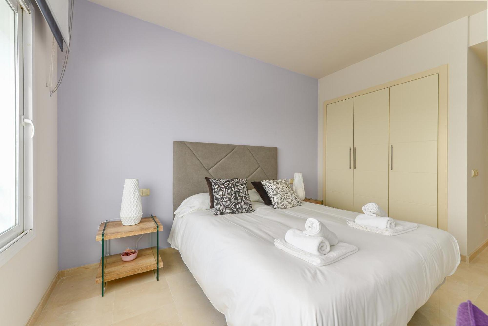 Alcazaba Lagoon 2425 Luxury Private Apartamento Estepona