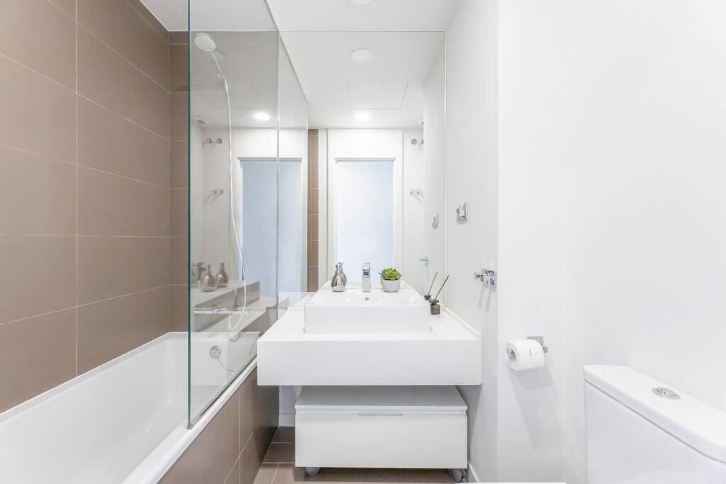 Perfect 3 Bed In Le Mirage With Seaview Rdr313 * Estepona