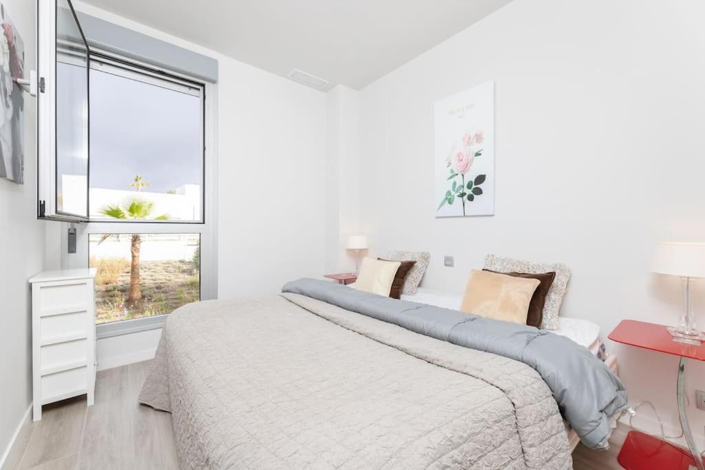 Apartment Perfect 3 Bed In Le Mirage With Seaview Rdr313