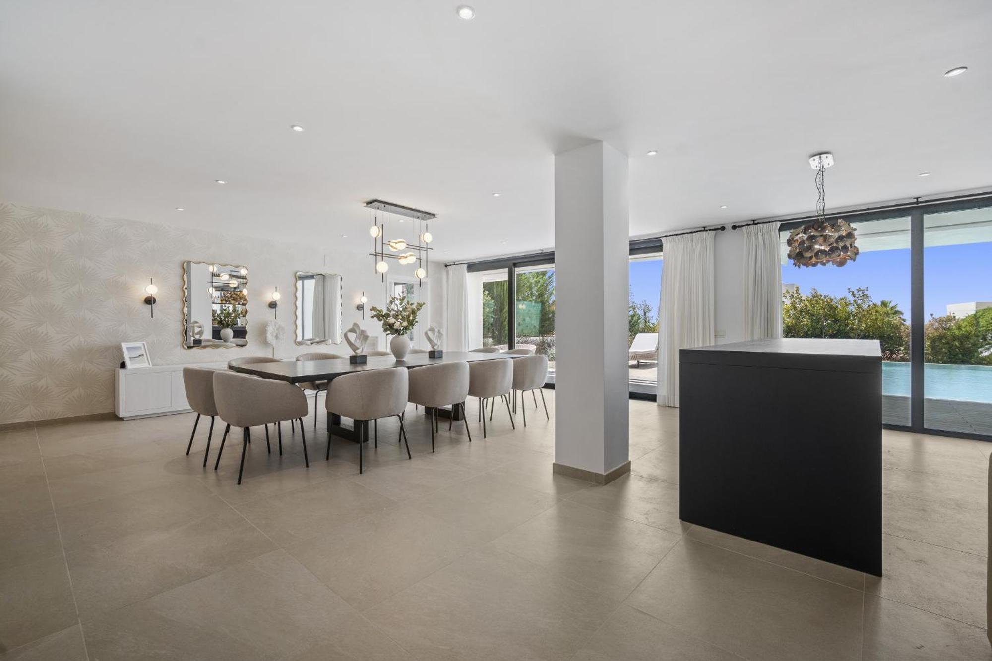 Alejandra - Benahavis Villa *