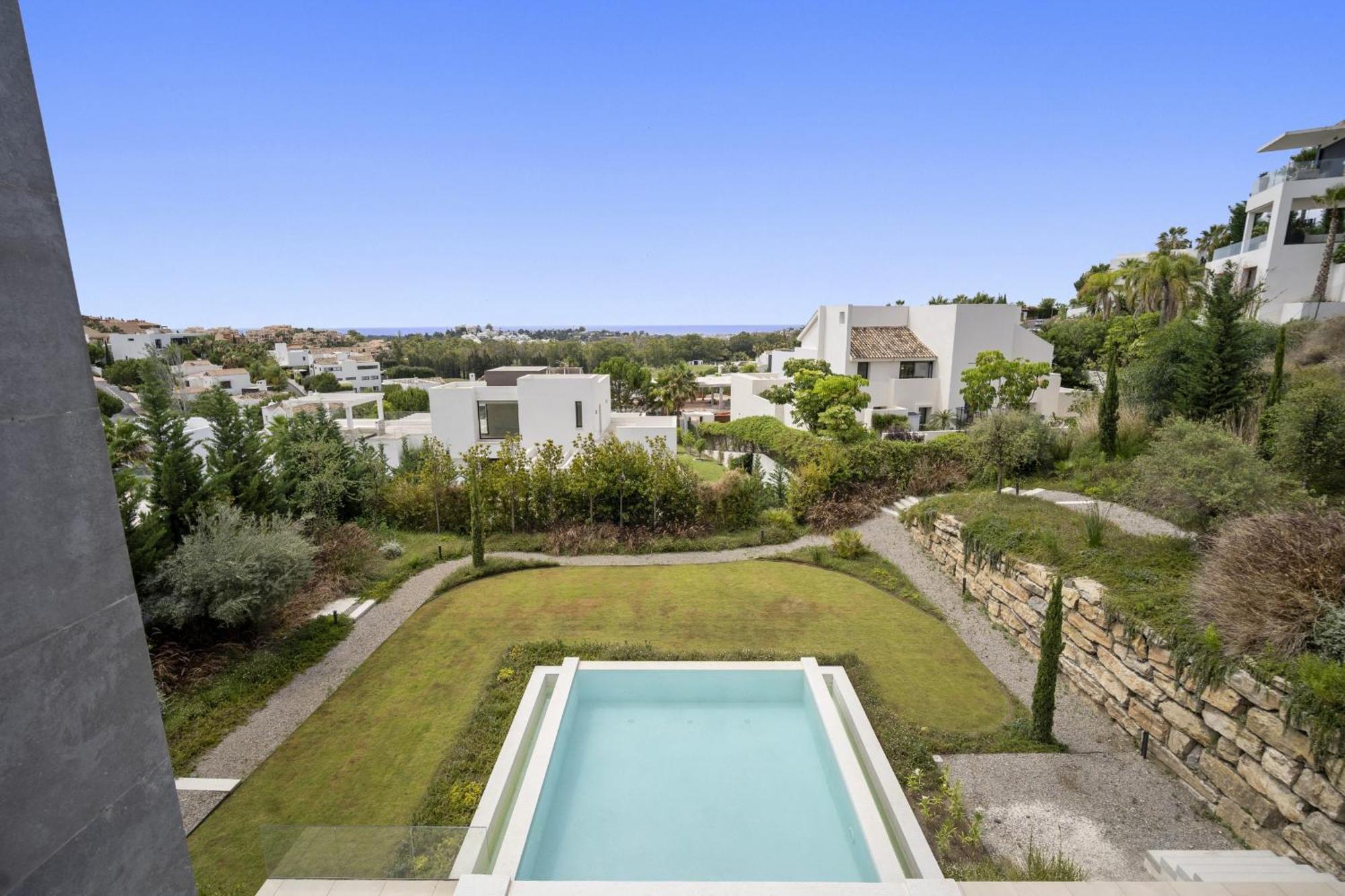 Alejandra - Benahavis Villa *
