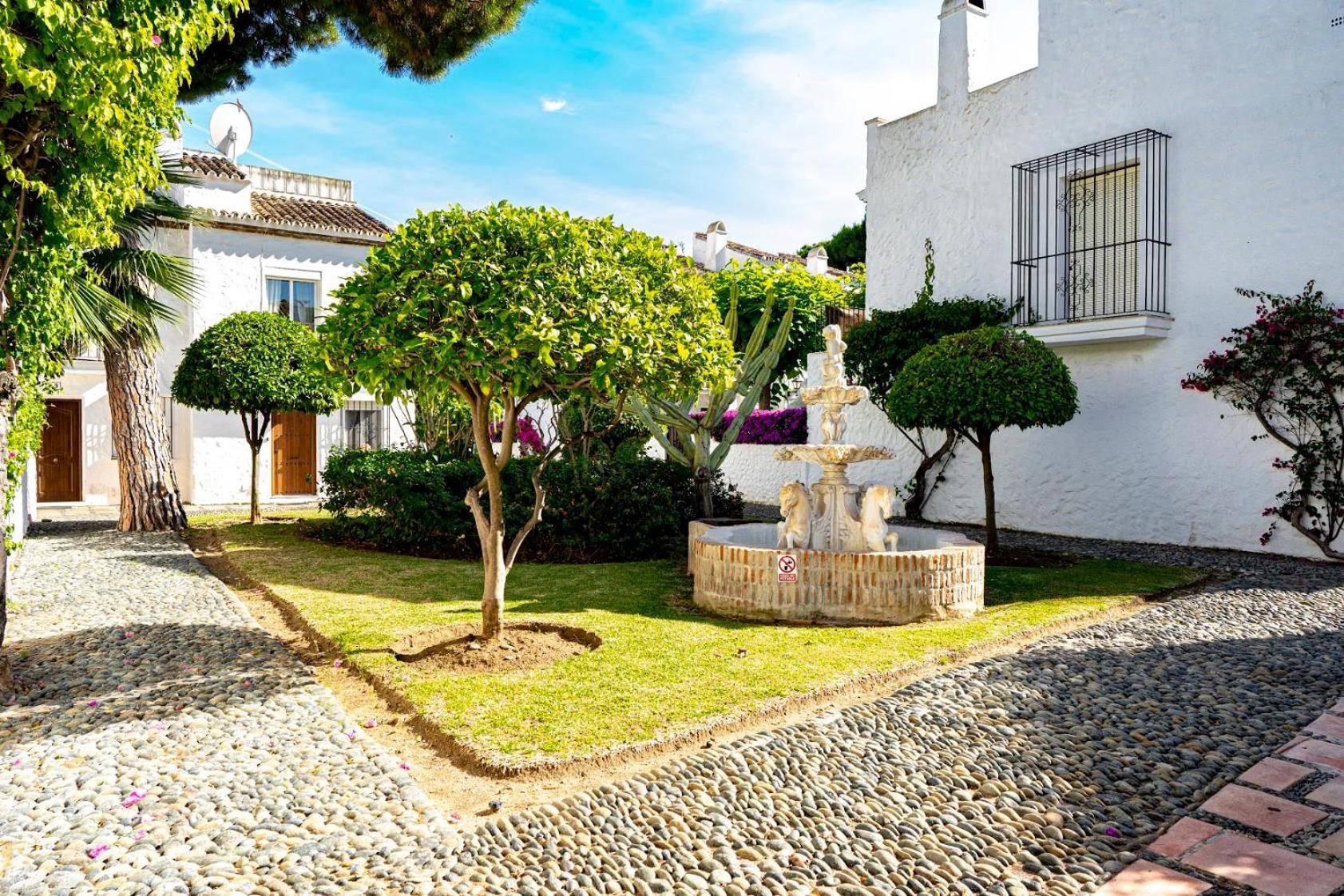 Tarifa Especial, Sin Aglomeraciones En Piscina Y Playa, Cerca De Puerto Banus Estepona