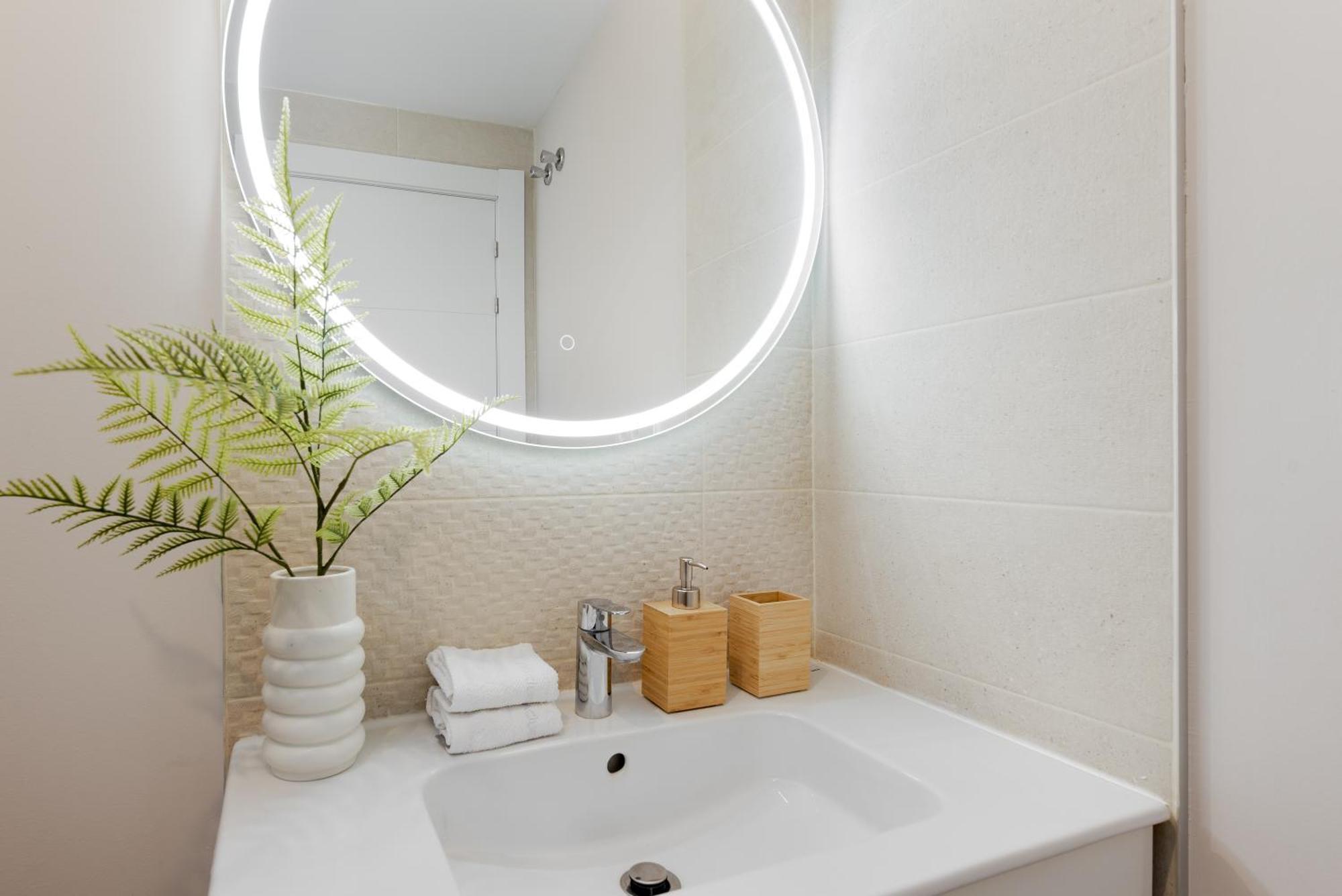 Casa Bahia Bliss At One80 Suites, Apartment Estepona