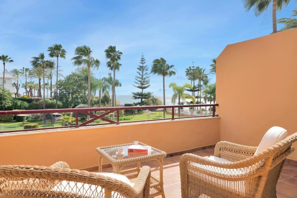 Lujoso Adosado Frente Al Mar Con Piscina Y Jardin - Riviera Andaluza 3 Holiday home