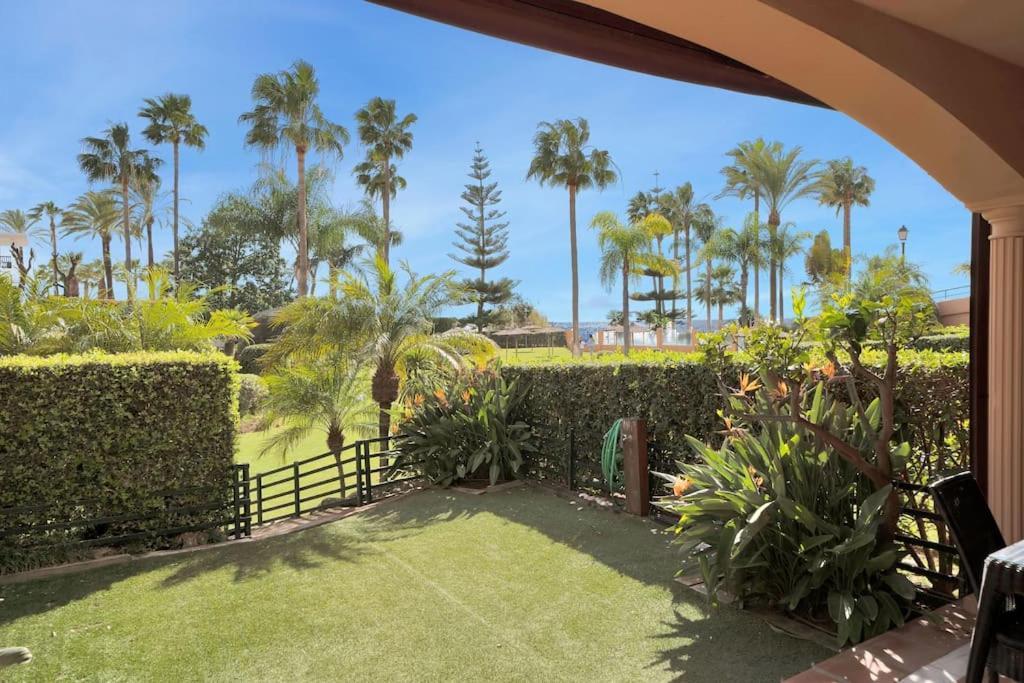 Lujoso Adosado Frente Al Mar Con Piscina Y Jardin - Riviera Andaluza 3 Estepona
