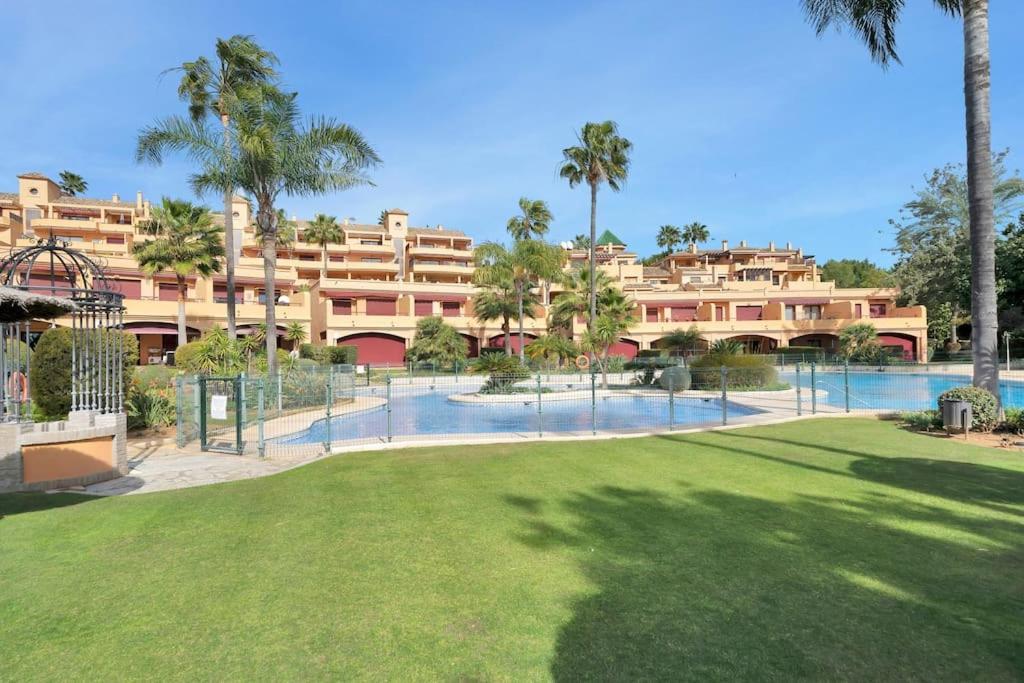 Lujoso Adosado Frente Al Mar Con Piscina Y Jardin - Riviera Andaluza 3 Holiday home