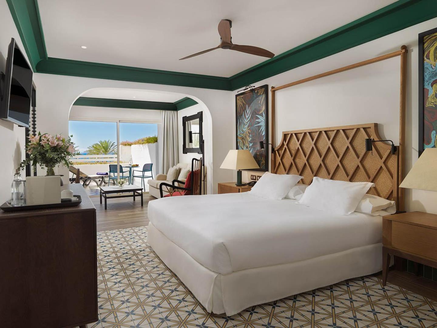 Hotel H10 Palace 4*