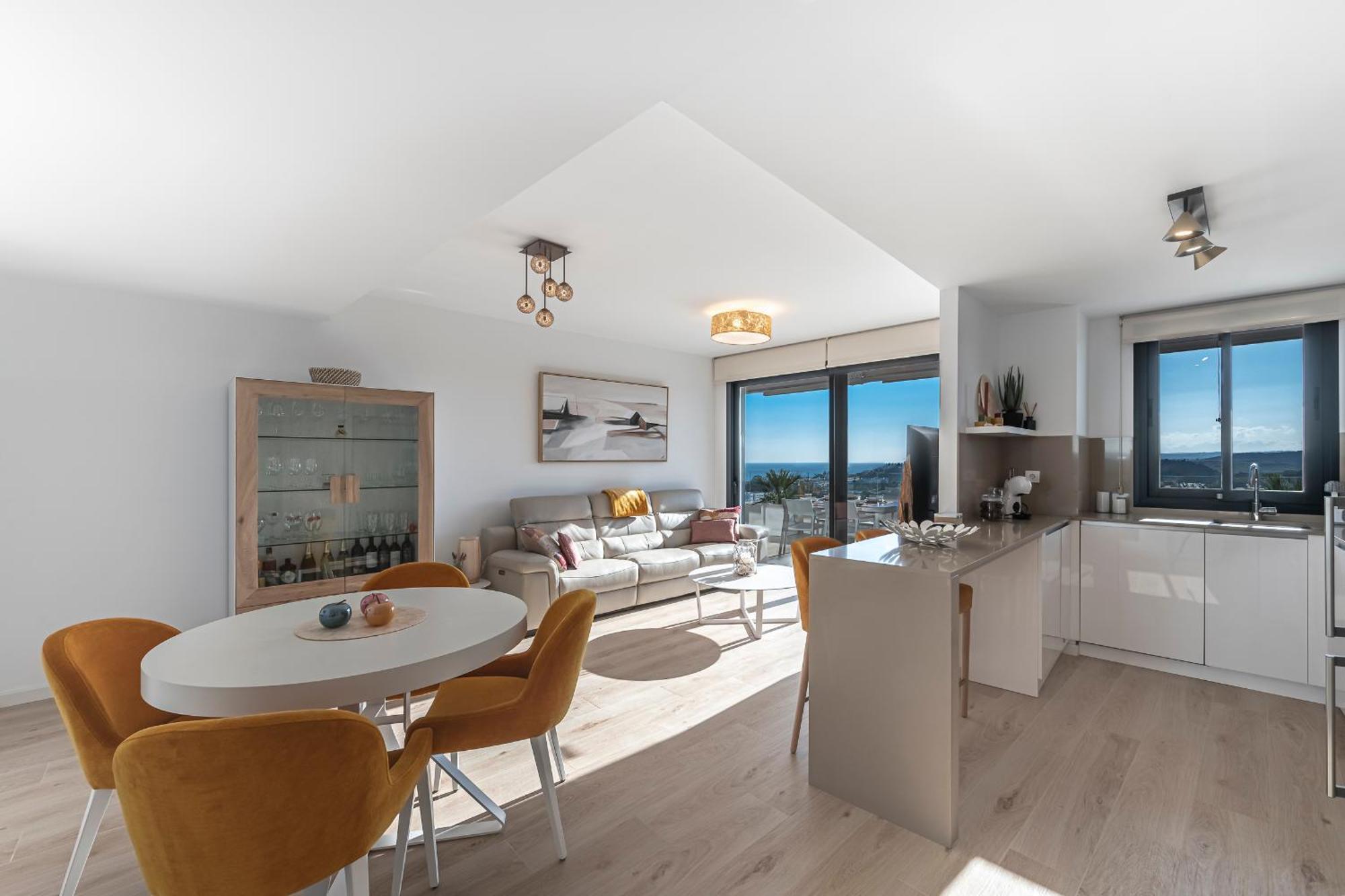 One80 Residences New Corner With Amazing Sea View To Gibraltar & Africa *
