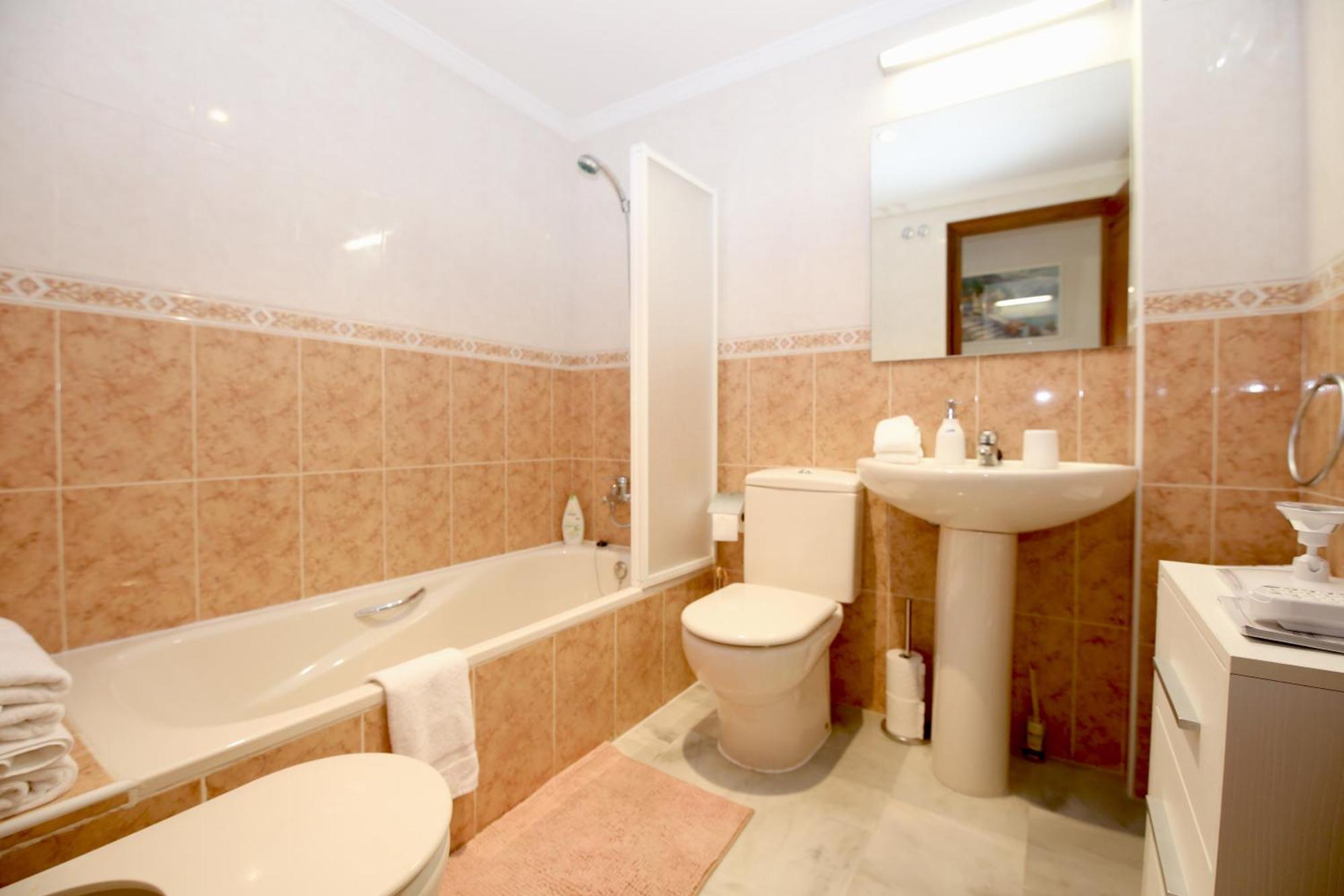 West Beachfront Janine Apartamento