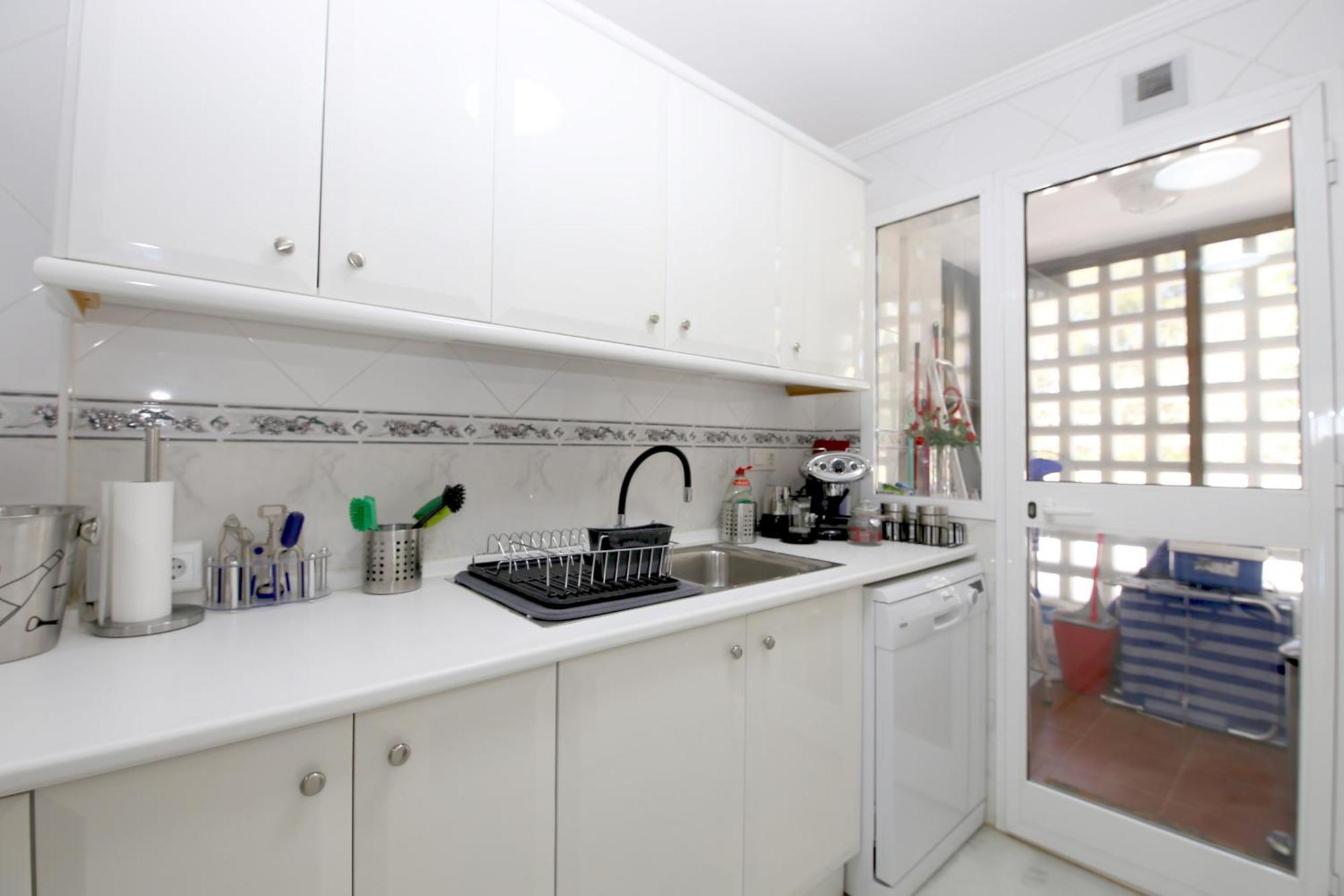 Apartment West Beachfront Janine *