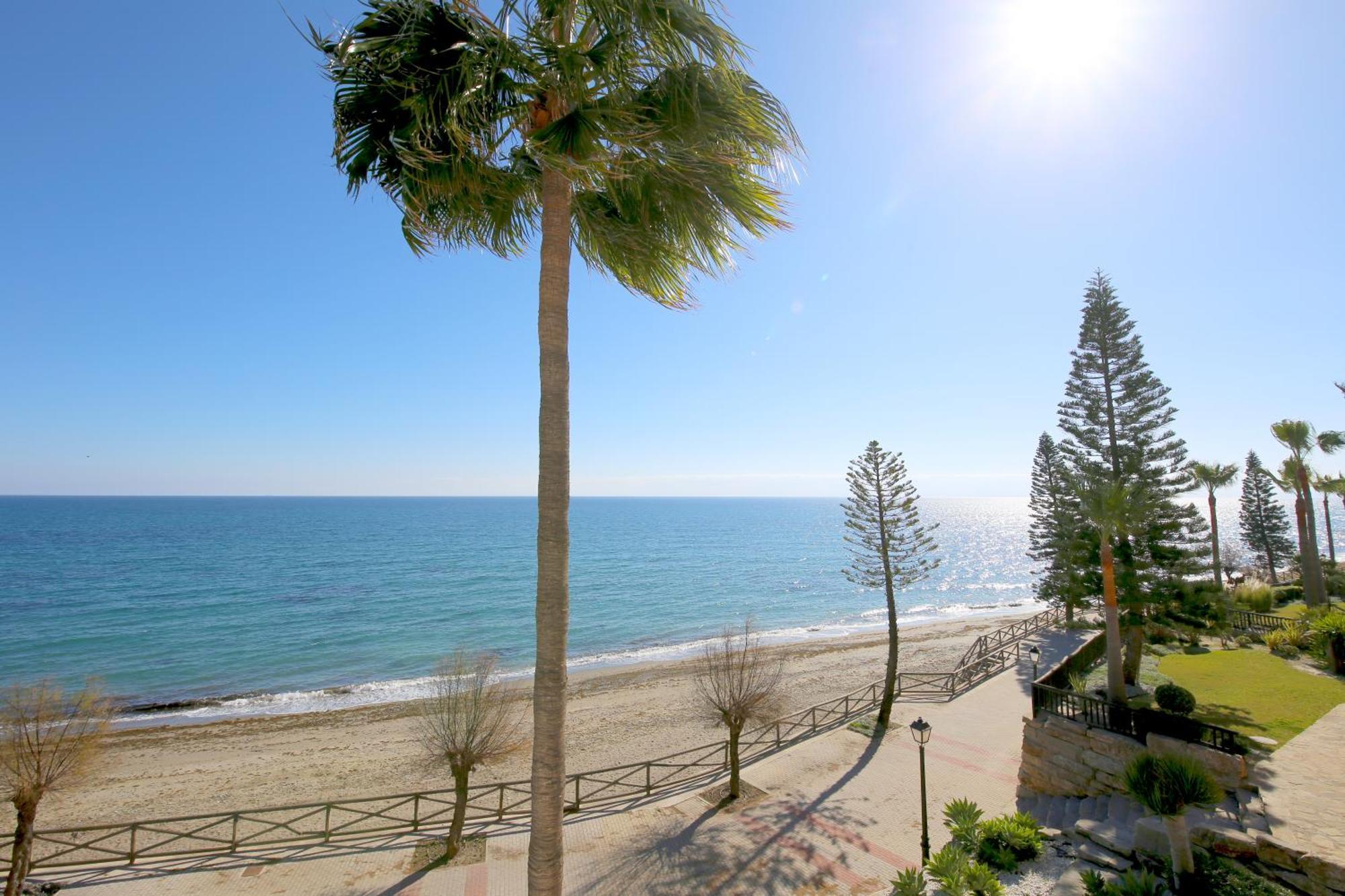 West Beachfront Janine *