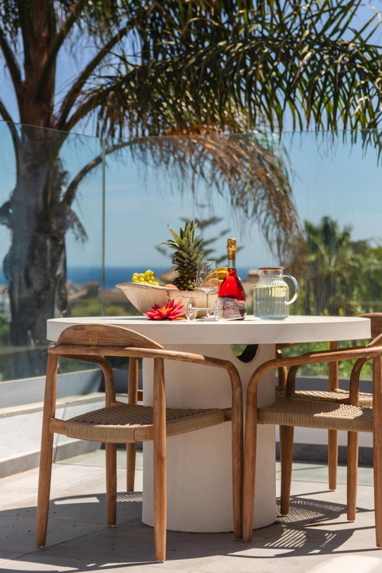 Luxury With Stunning Sea Views, 600m From The And The Port, Private Pool, Walking Distance To The Old Town And Amenities Estepona