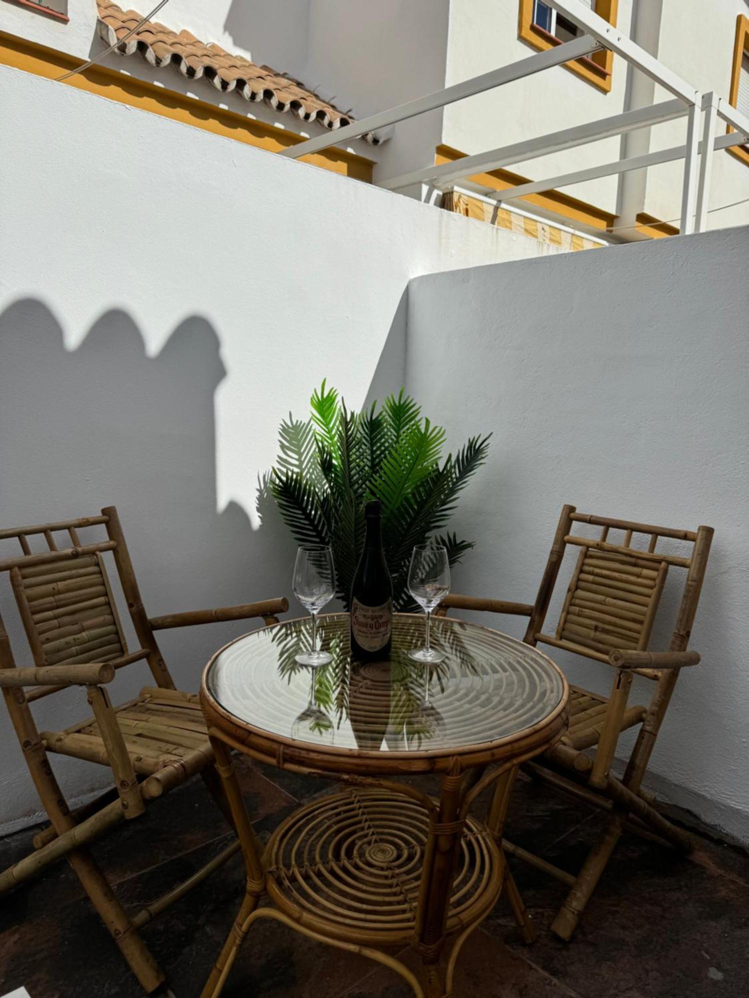 801 * Estepona