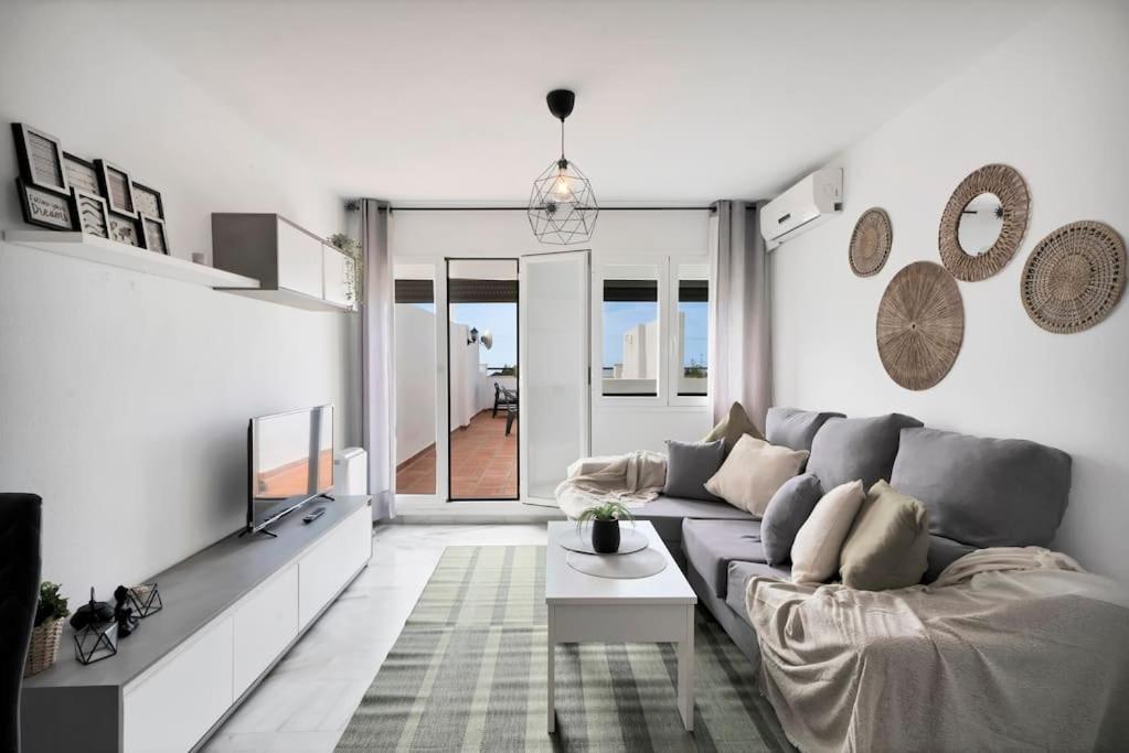 Duplex Con Vistas Al Mar, Piscina Y Gimnasio - Abejeras 226 Estepona