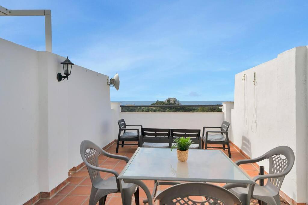 Duplex Con Vistas Al Mar, Piscina Y Gimnasio - Abejeras 226 *