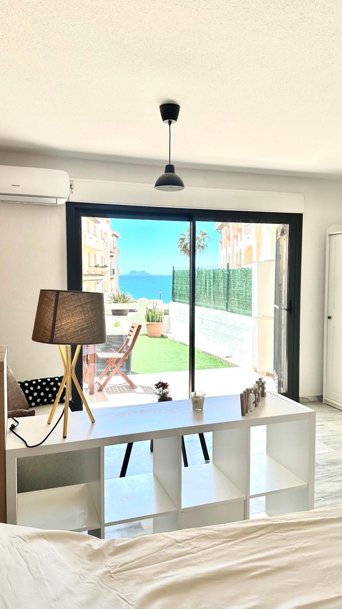The Pearl Of Pinacho - Front & Swimming Pool Estepona