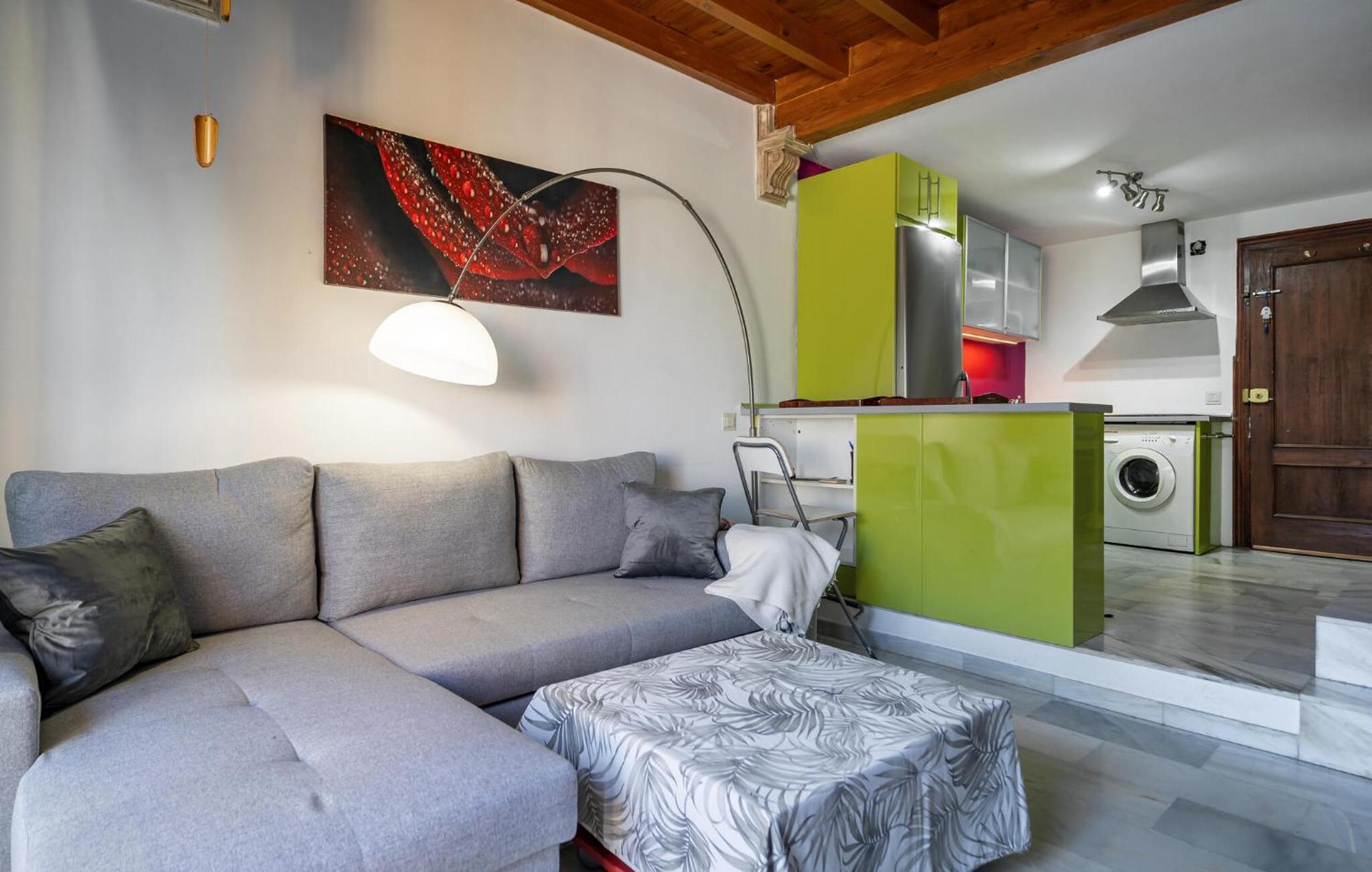 1 Bedroom Lovely In