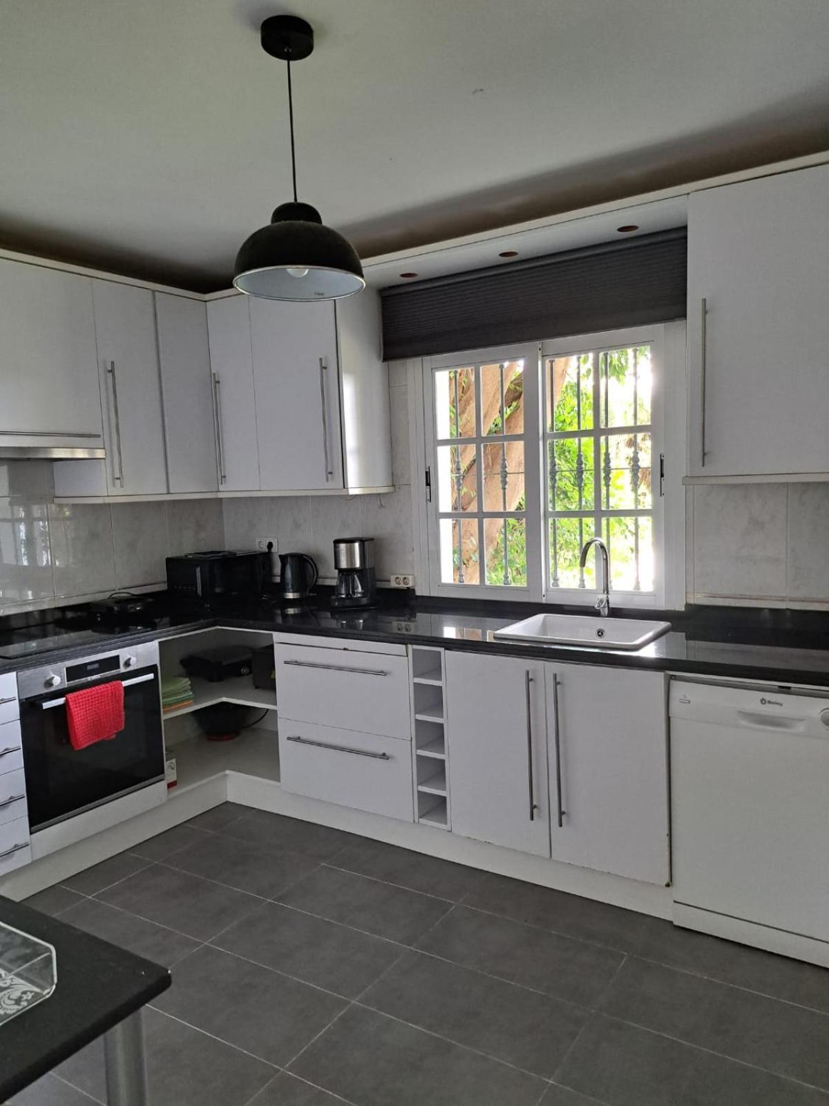 Casa ' Izzy ' Holiday home