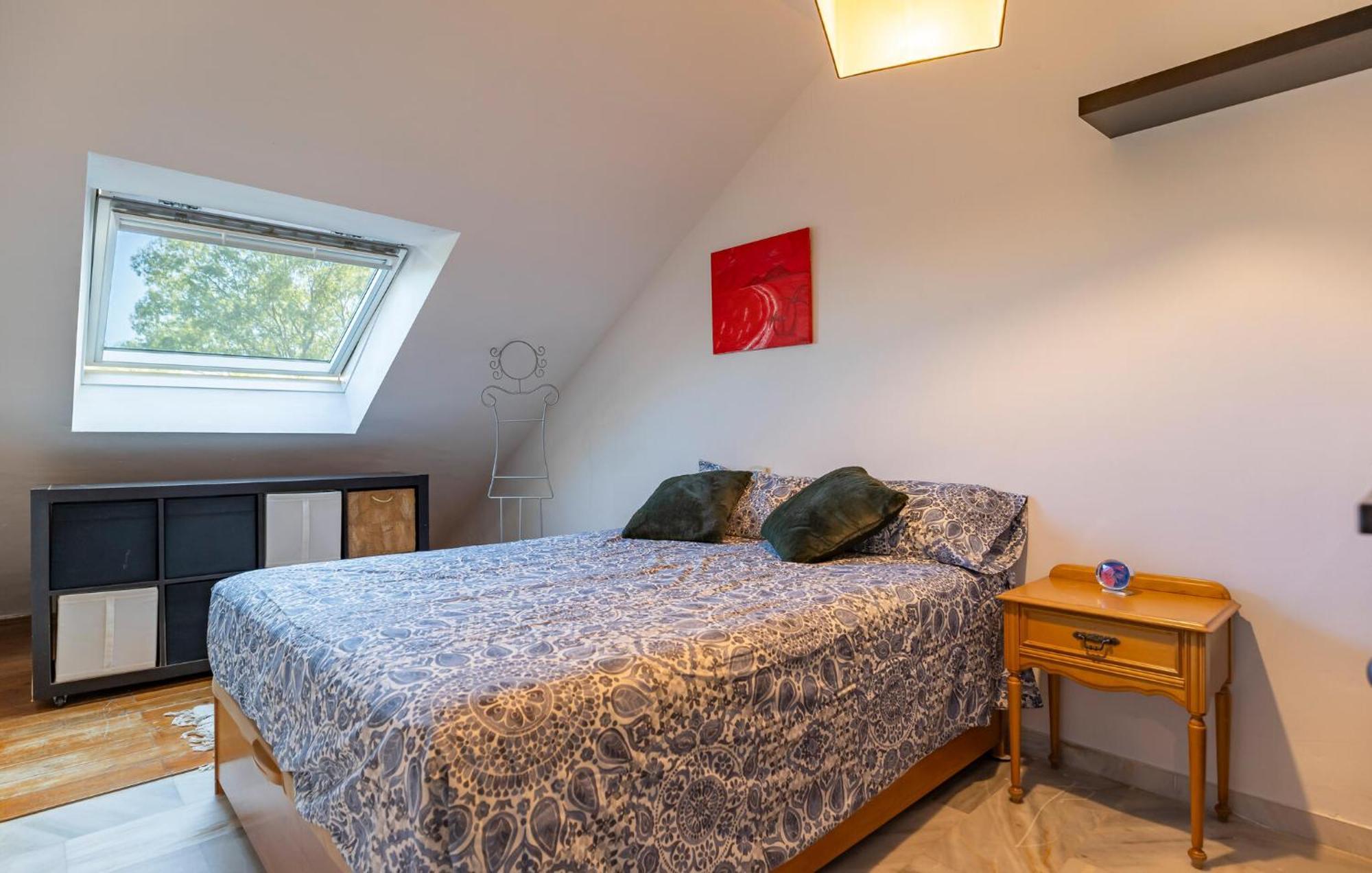 1 Bedroom Lovely In *