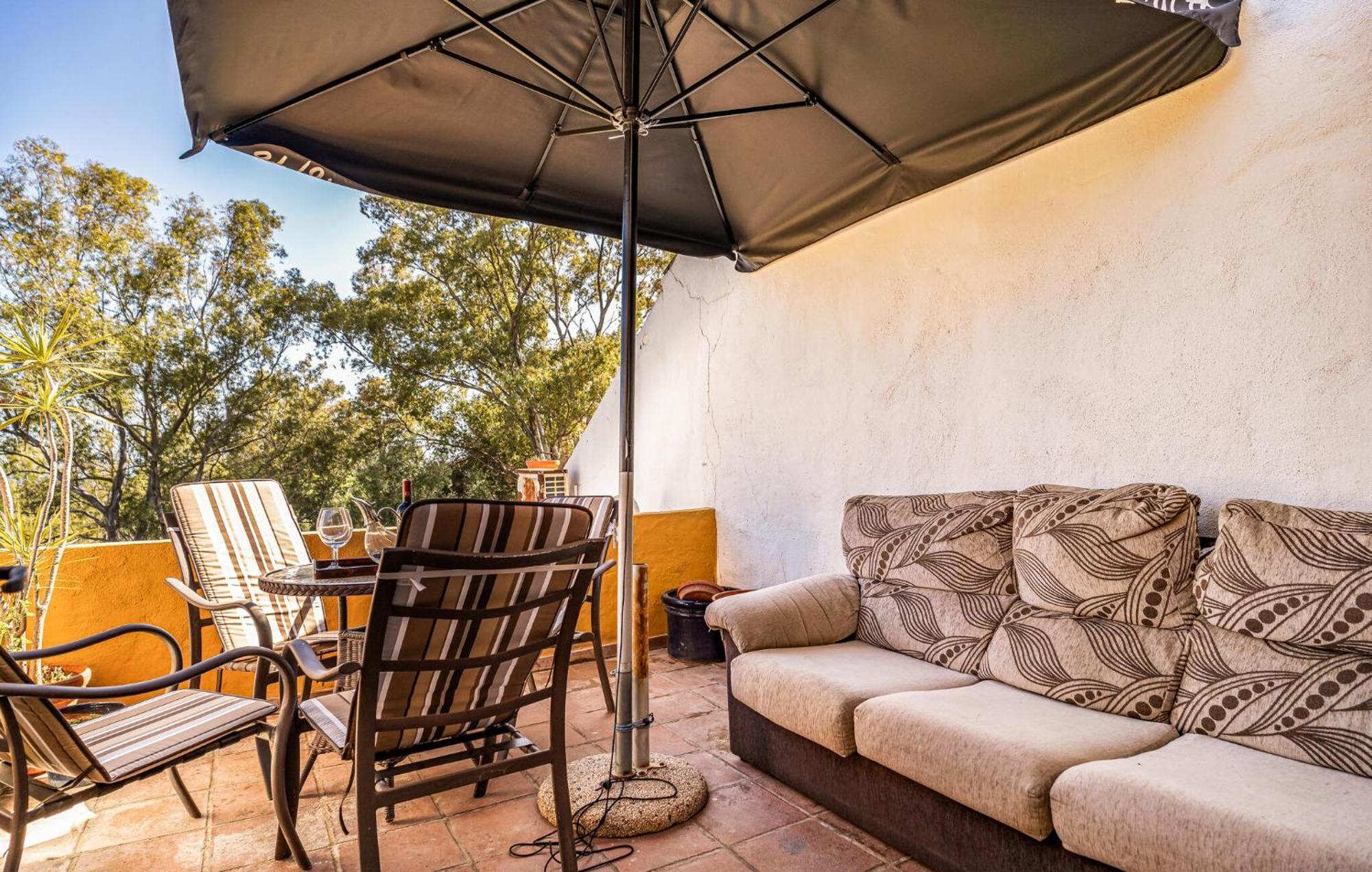 1 Bedroom Lovely In Estepona
