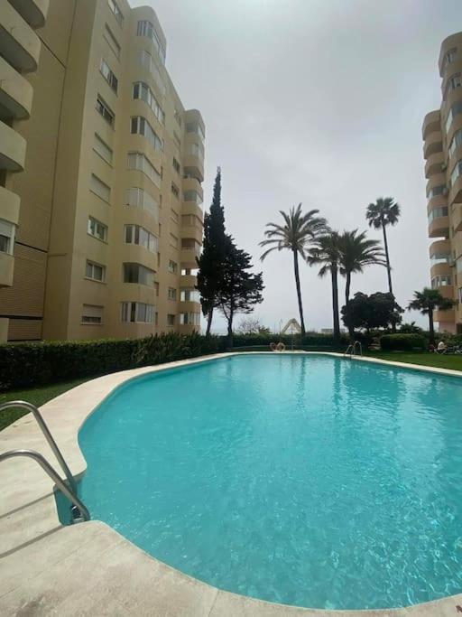 Apartment Newly Renovated, Sea View + Walk To Rdr381