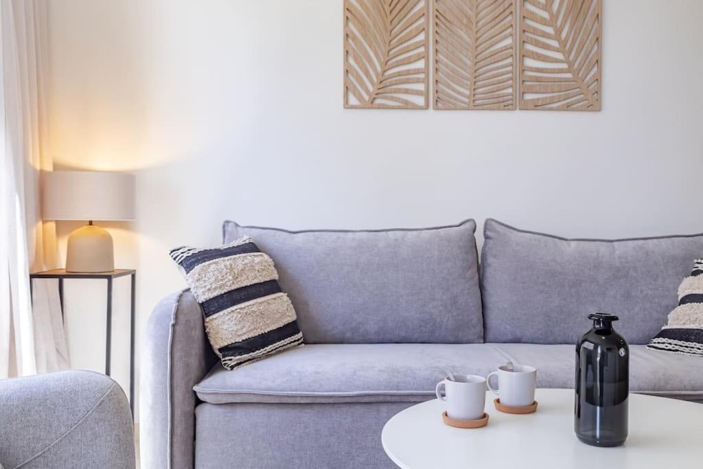 Newly Renovated, Sea View + Walk To Rdr381 * Estepona