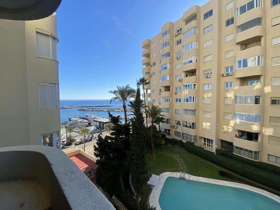 Newly Renovated, Sea View + Walk To Rdr381 Apartment *