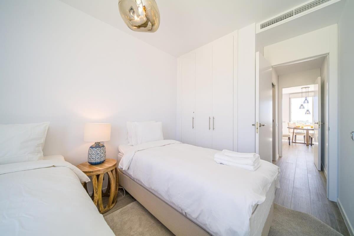 Contemporary Penthouse Sunset + Sea View Parking Holiday home Estepona