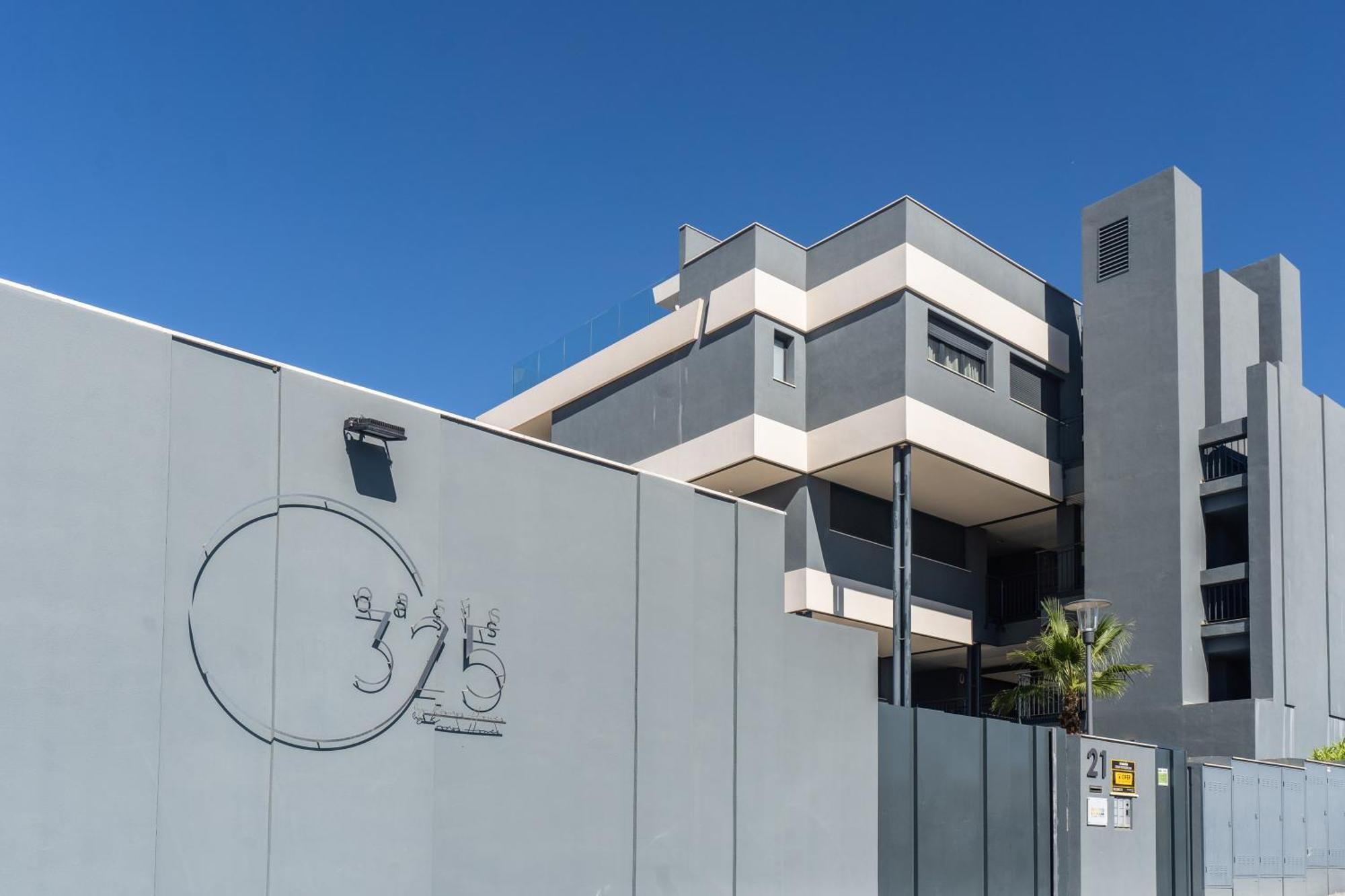 Apartment Oasis 325 First Floor Estepona