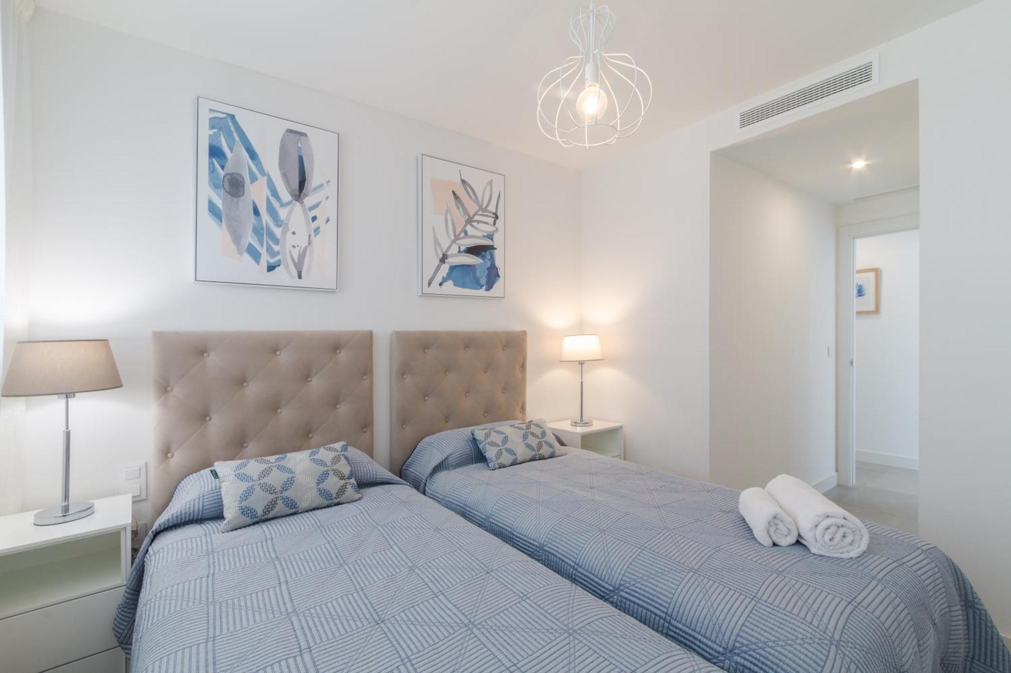 Oasis 325 First Floor Estepona