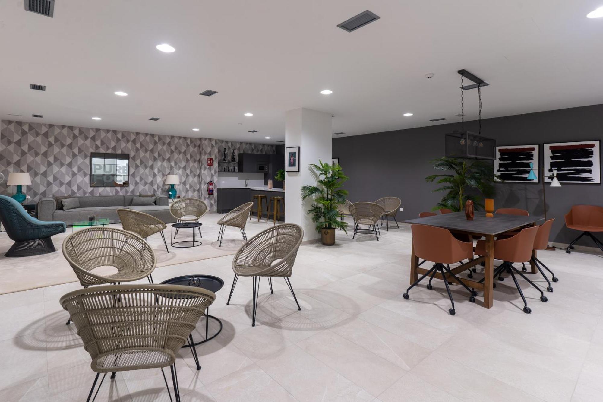 Oasis 325 First Floor Apartment