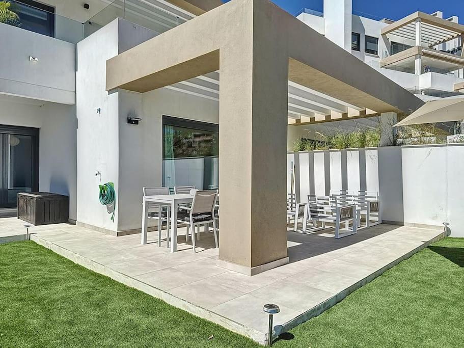 Eriksson Homes - Groundfloor Southbay Mesas *