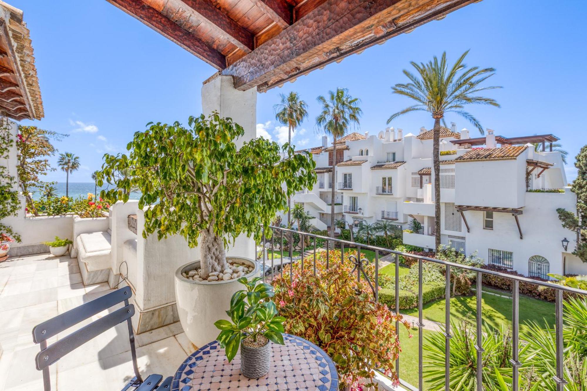 Hanami Alcazaba Duplex Sea View Apartamento Estepona