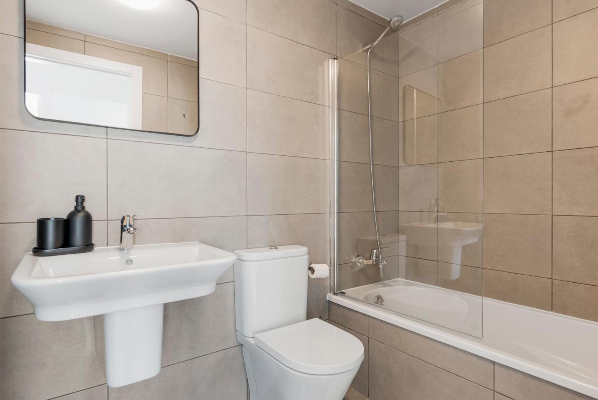 Casa Isa - Luxury Penthouse Seaview Apartment Estepona