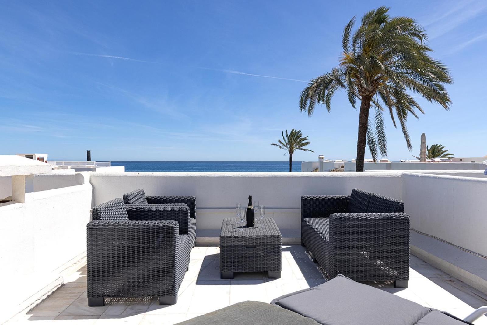 Beachfront Townhouse By The Sea @ Villacana Playa! * Estepona