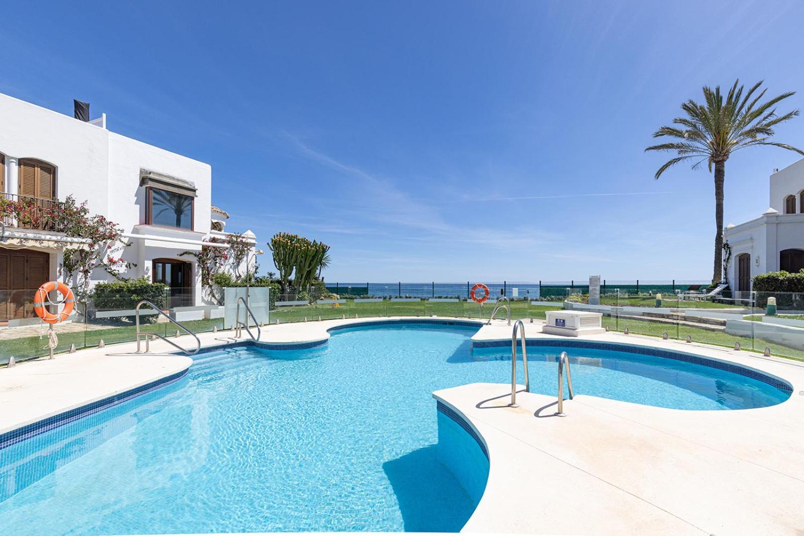 Apartment Beachfront Townhouse By The Sea @ Villacana Playa! *