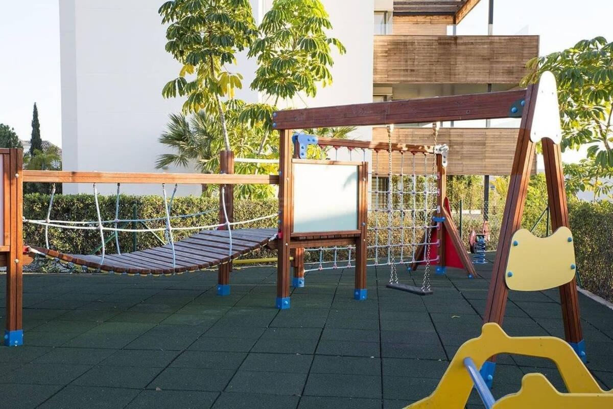 Luxury Pools Tennis Wifi Marbella Estepona