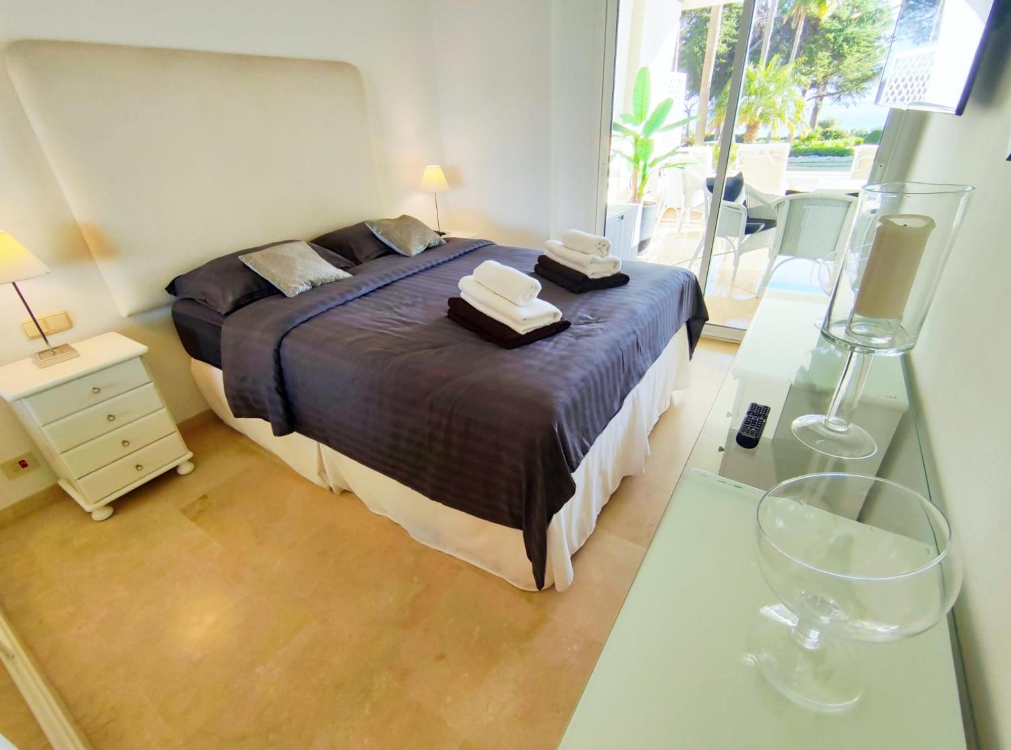 Luxury Frontline Ehhouse Apartment