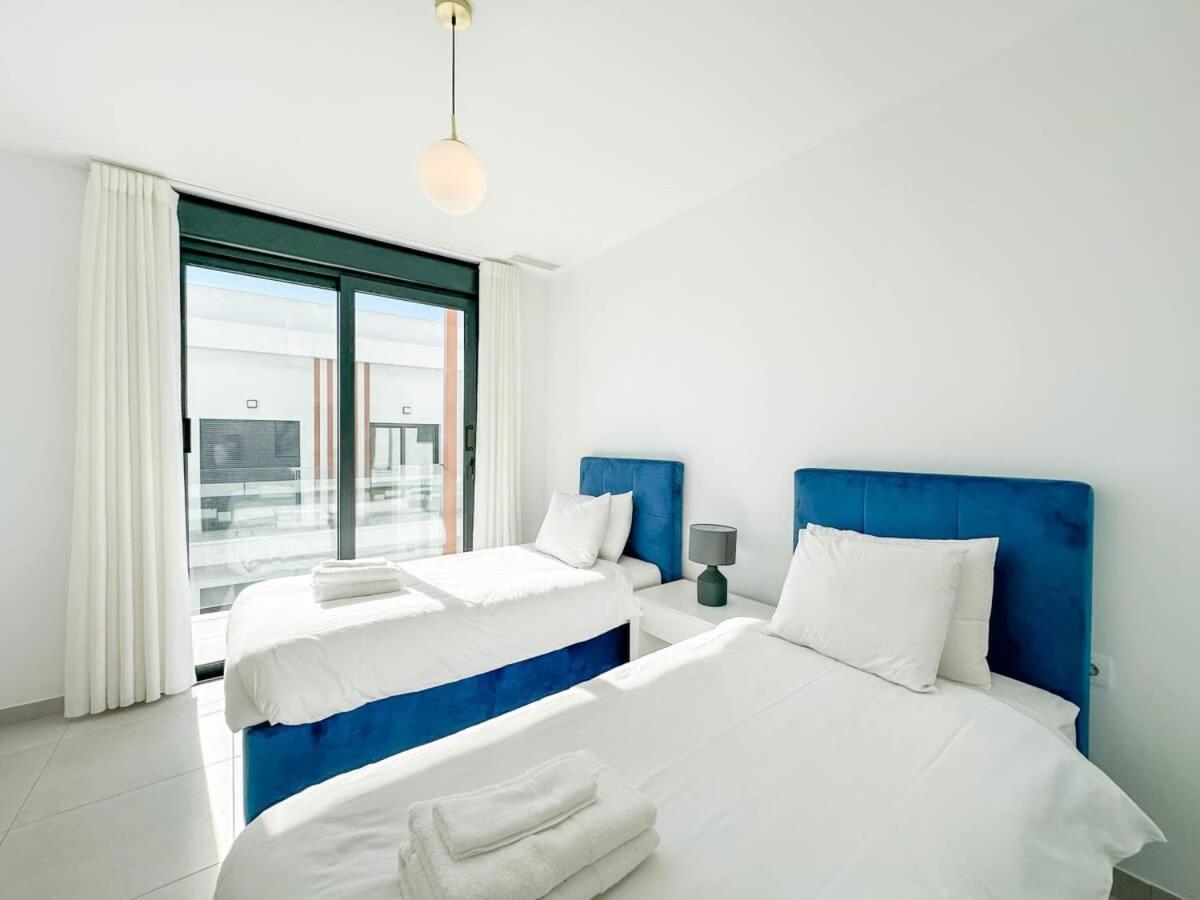 Rooftop Jacuzzi Pools Modern Wifi Townhouse Apartment Estepona