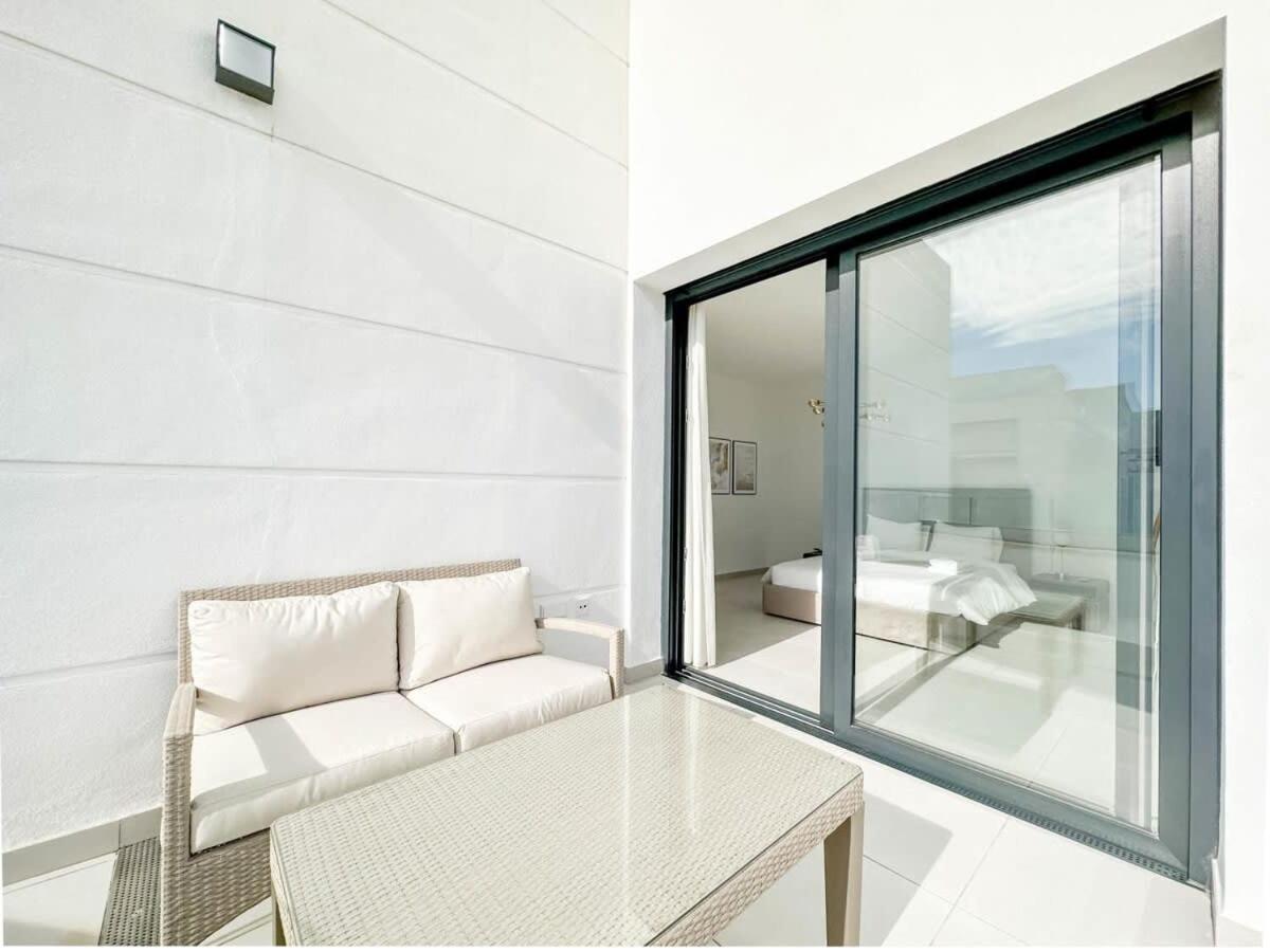 Apartment Rooftop Jacuzzi Pools Modern Wifi Townhouse