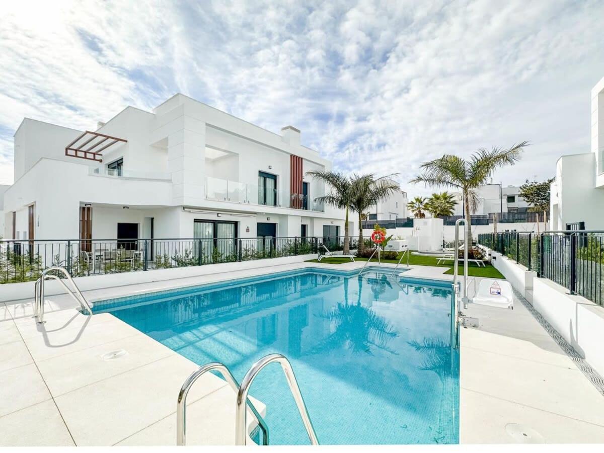 Apartment Rooftop Jacuzzi Pools Modern Wifi Townhouse Estepona