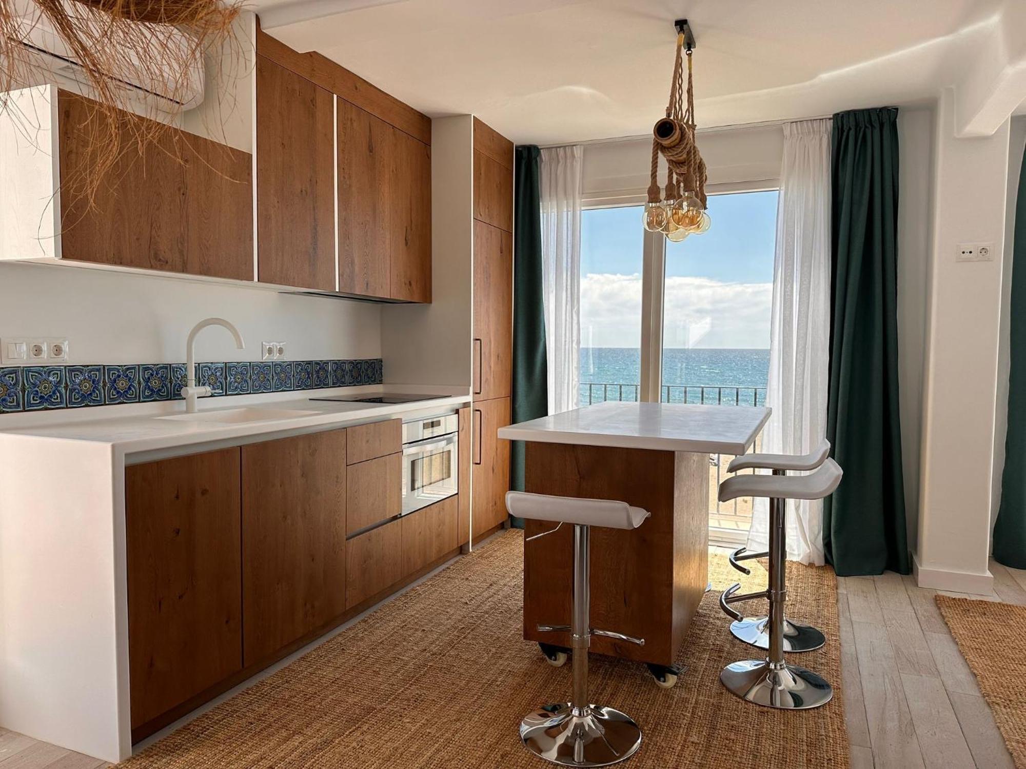 Apartment - Primera Linea De Playa Y Solarium Jo3