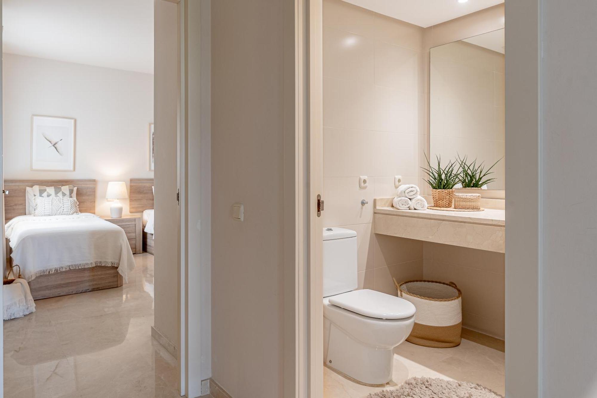 Paradise Lagoon Alcazaba By Hostlovers Estepona
