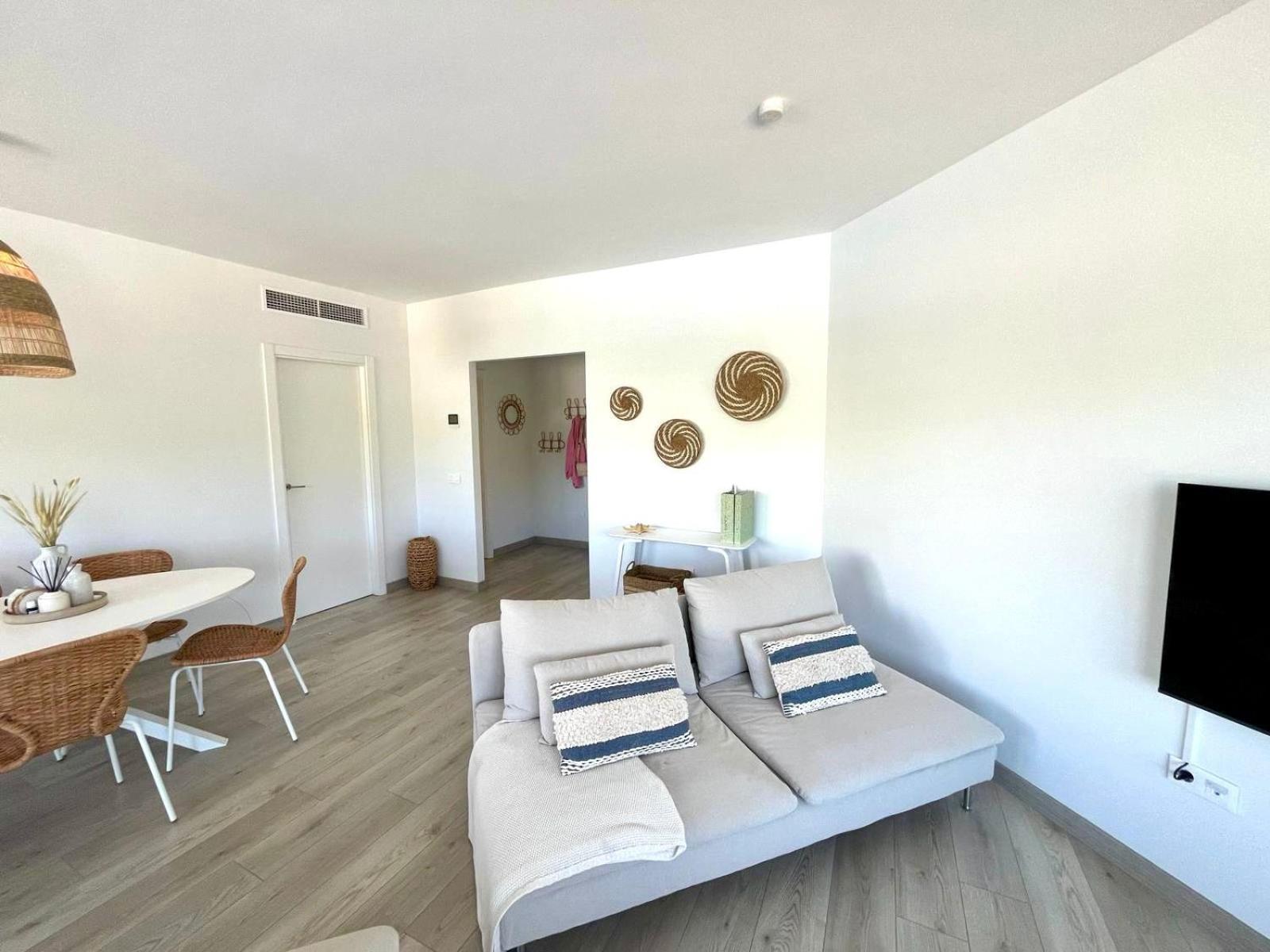 Casa Alegria Center Of With Shared Pool And Private Parking