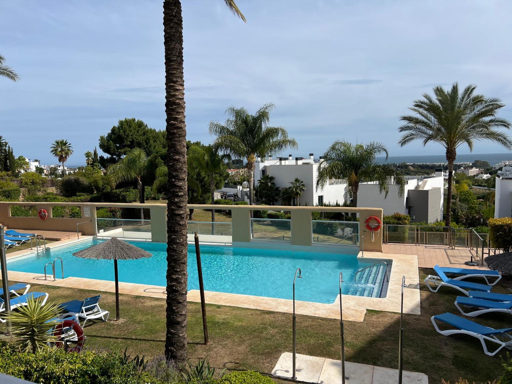 Impresionante De Lujo Con Jardin Estepona
